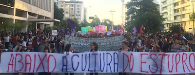 Marcha das Flores denuncia violência contra mulher